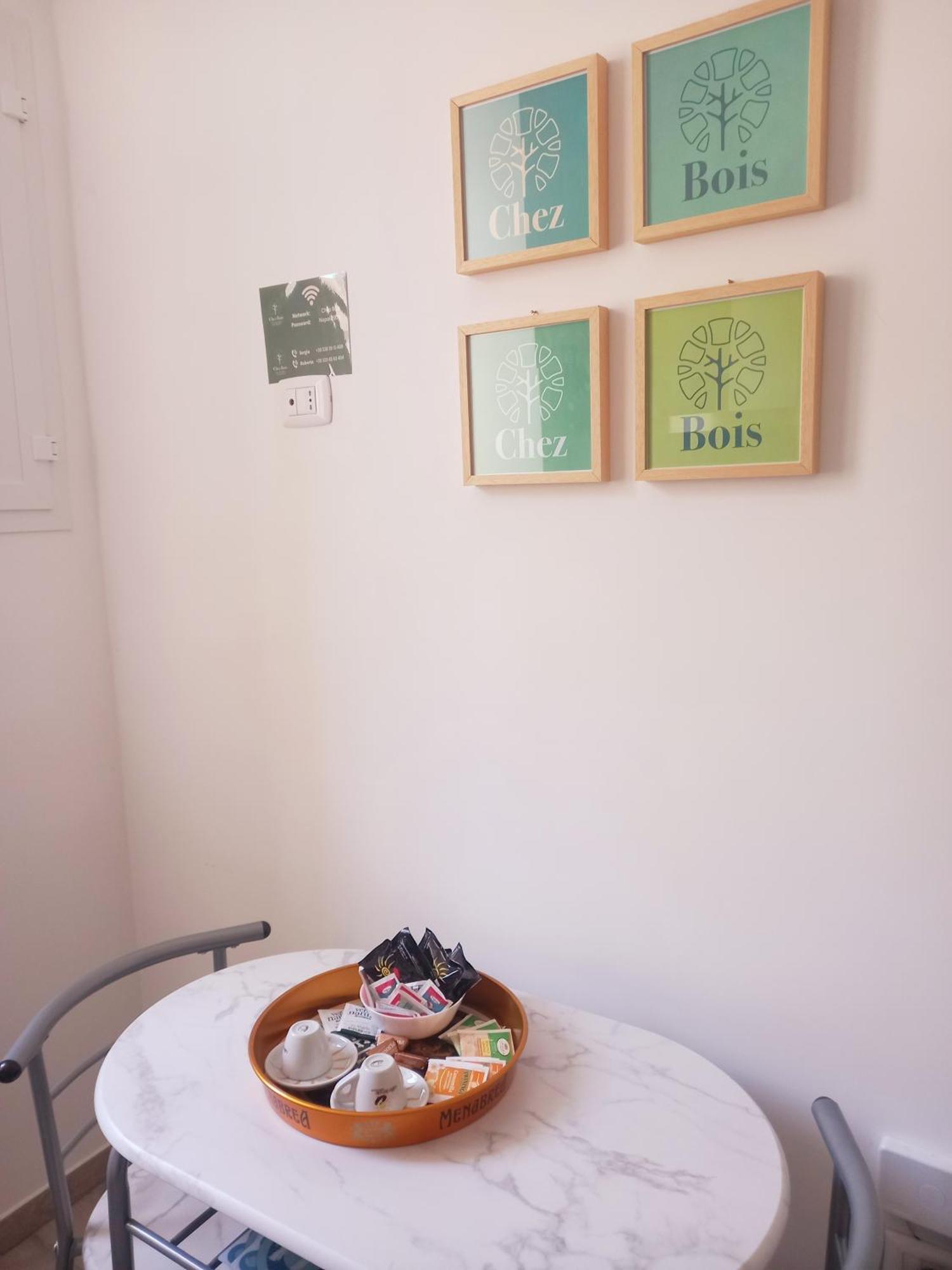 Chez Bois - Suite Apartment Capodimonte Neapel Exterior foto